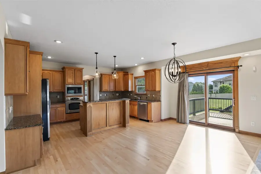 1621 5th Avenue Sw, Altoona, IA 50009 - #3