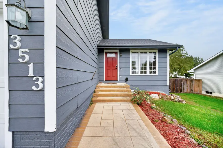 3513 E 43rd Street, Des Moines, IA 50317 - #3
