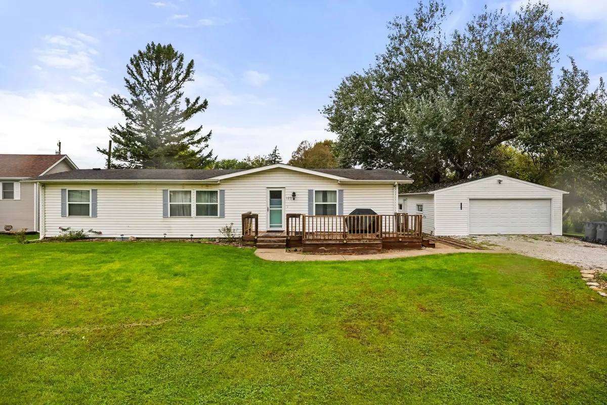 123 Hillcrest Avenue, Story City, IA 50248 - #1