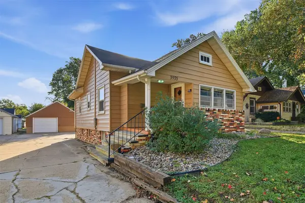 3925 3rd Street, Des Moines, IA 50313