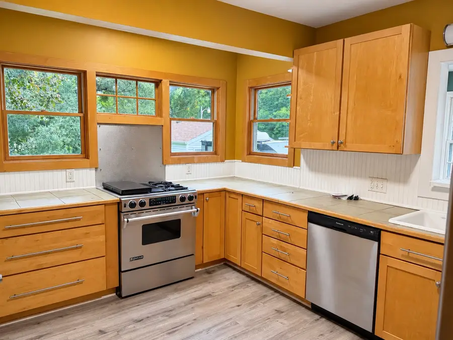 525 16th Street, West Des Moines, IA 50265 - #2