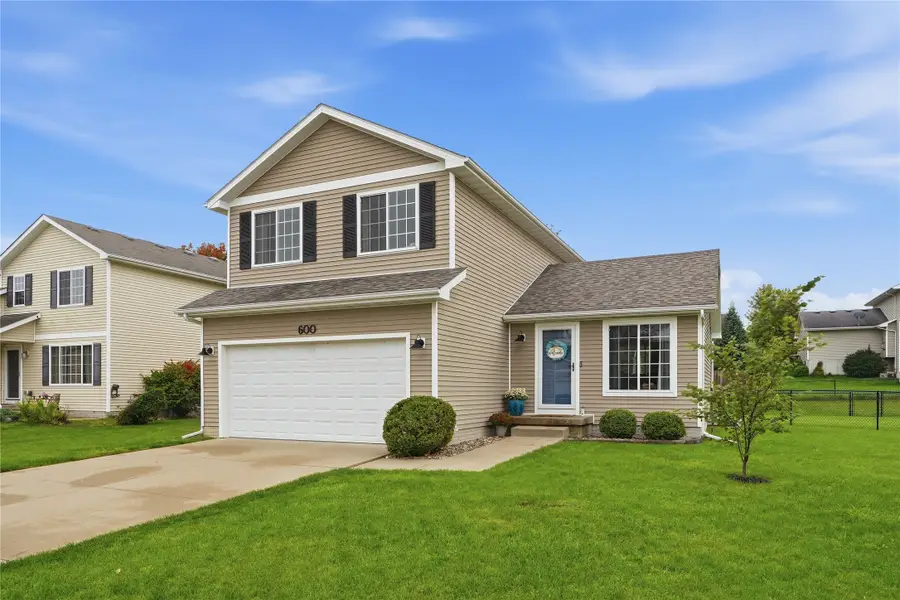 600 SE Ashton Court, Waukee, IA 50263 - #2