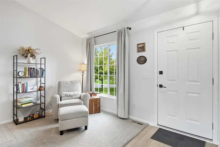 600 SE Ashton Court, Waukee, IA 50263 - #3