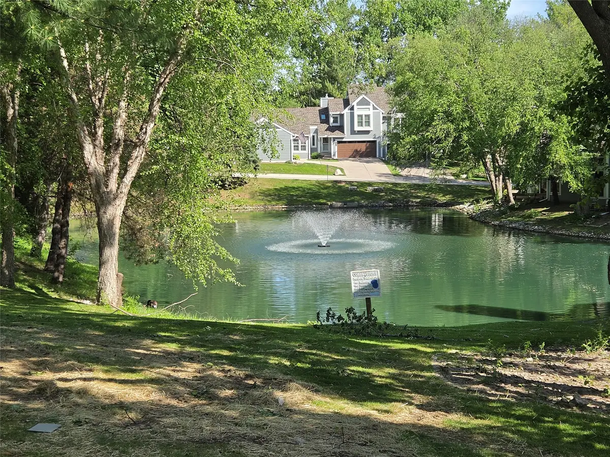 8125 Rocklyn Drive, Urbandale, IA 50322 - #1