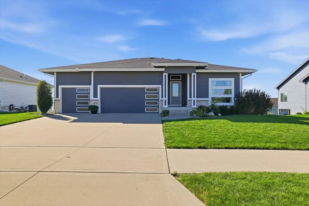 2926 NW Abilene Road, Ankeny, IA 50023 - #1