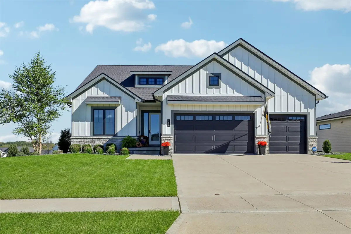 2605 Sunflower Drive, Waukee, IA 50263 - #1
