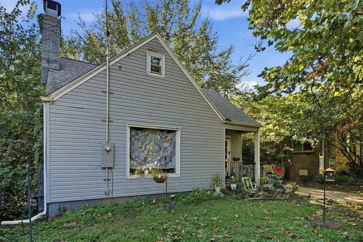 2023 Chautauqua Parkway, Des Moines, IA 50314 - #1