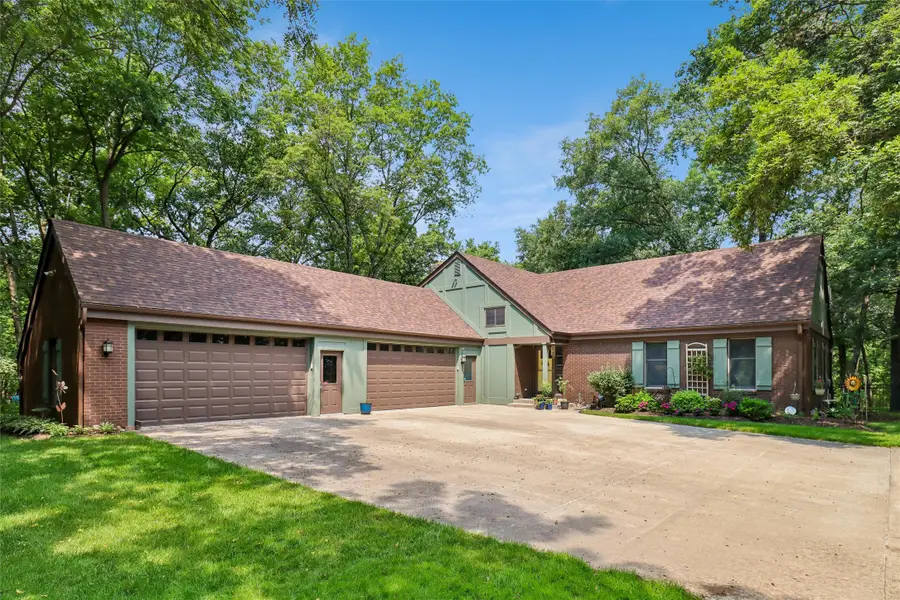 9965 Mckinley Trail, Indianola, IA 50125 - #2