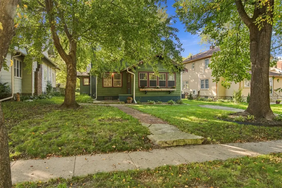 1436 43rd Street, Des Moines, IA 50311 - #3