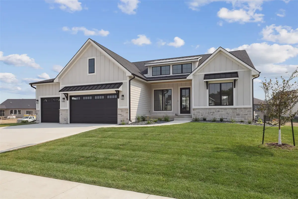805 Canterbury Circle, Waukee, IA 50263 - #1
