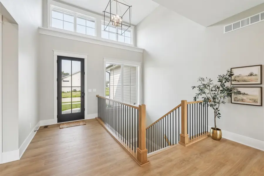 805 Canterbury Circle, Waukee, IA 50263 - #2