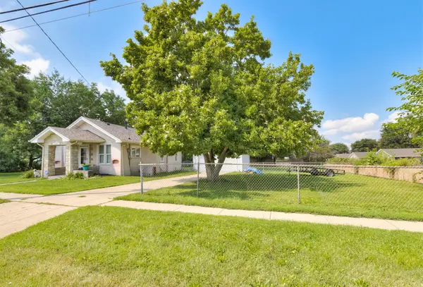 920 Hartford Avenue, Des Moines, IA 50315