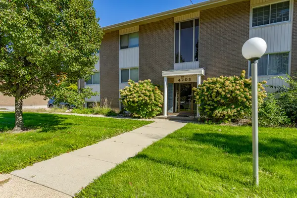 4203 62nd Street #6, Urbandale, IA 50322
