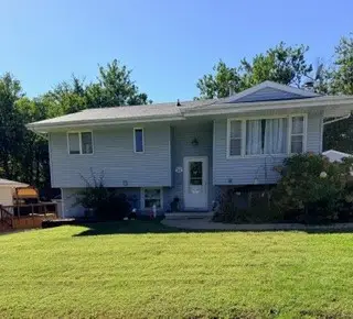 305 N 10th Street, Indianola, IA 50125