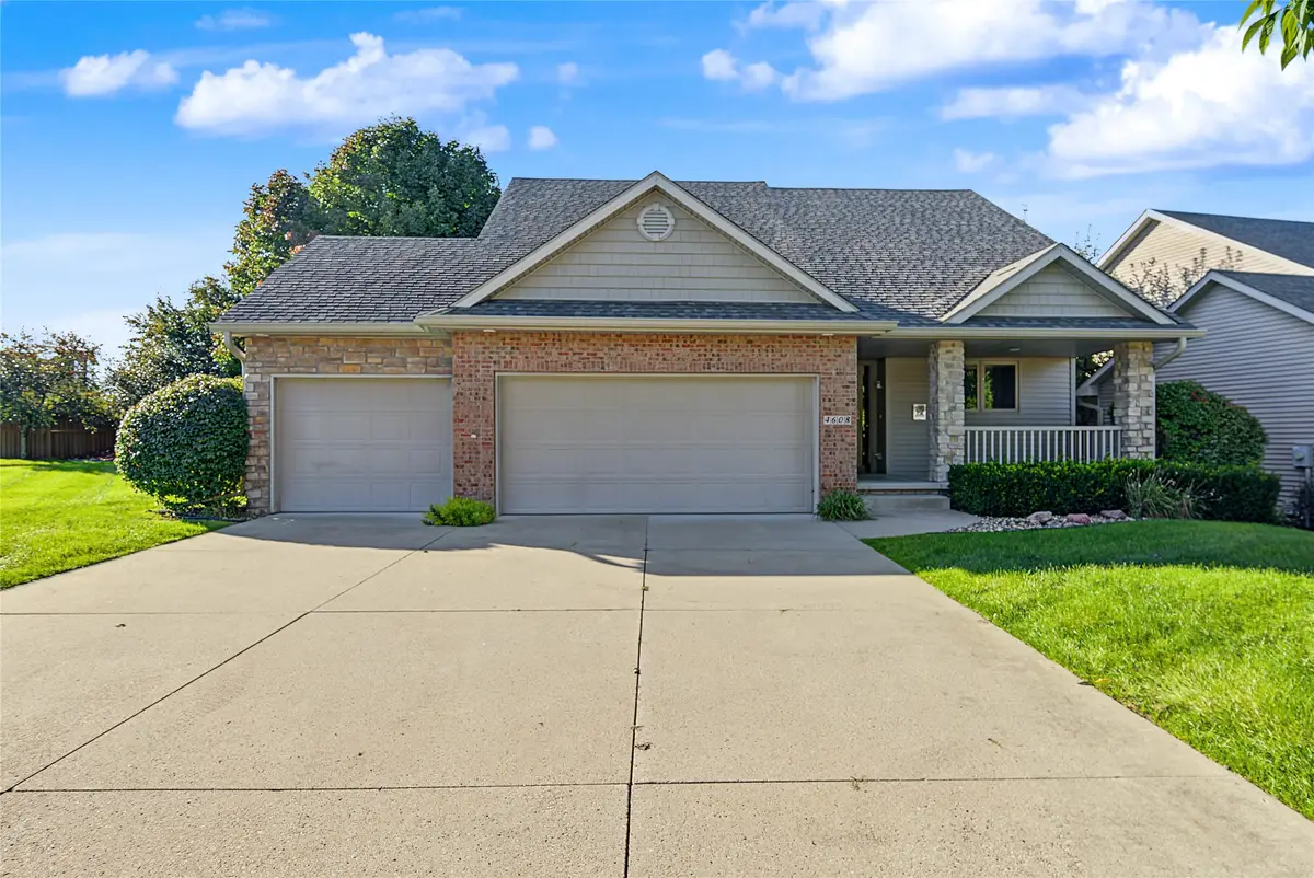 4608 154th Street, Urbandale, IA 50323 - #1