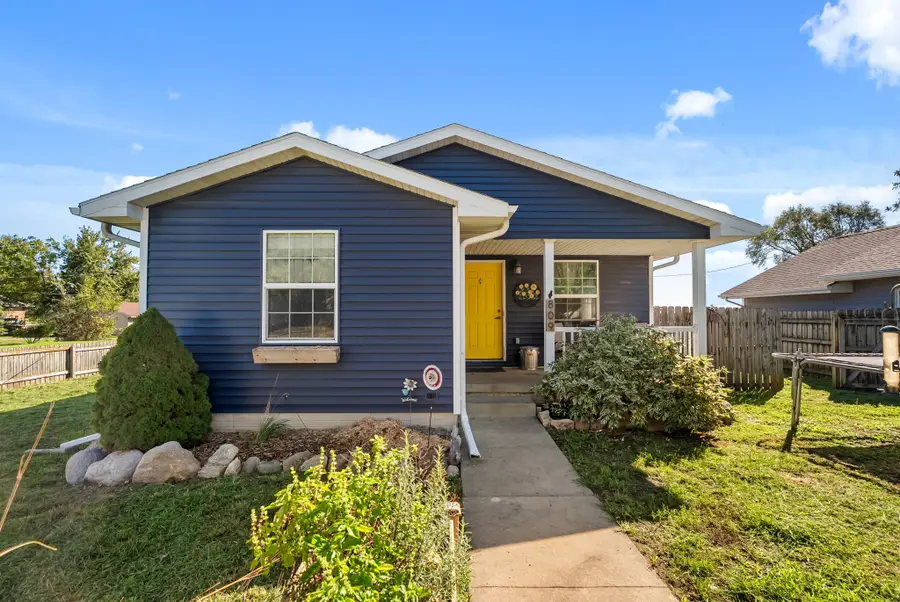 809 S Main Street, Woodward, IA 50276 - #2