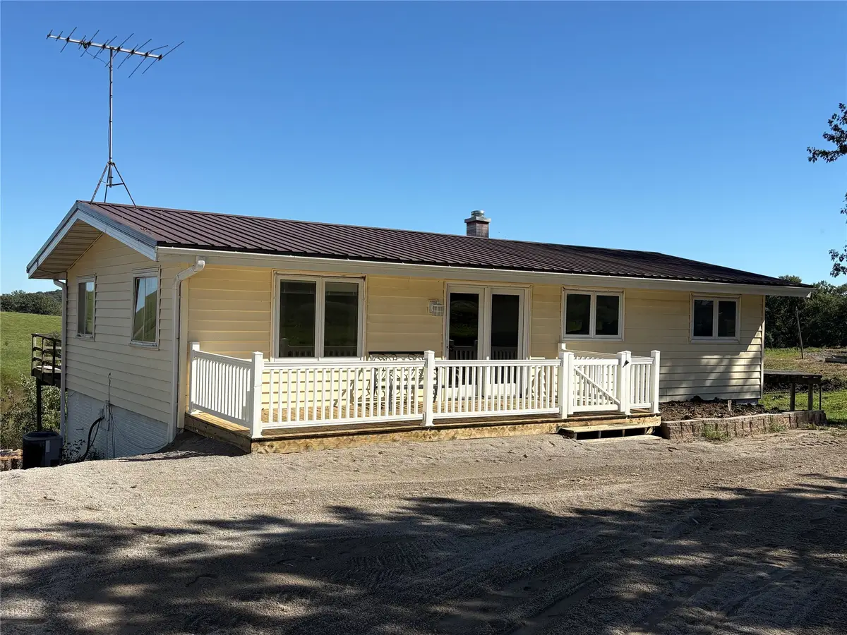 53864 170th Avenue, Chariton, IA 50049 - #1