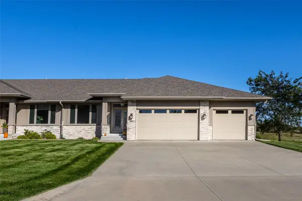 9967 NW 119th Court, Granger, IA 50109
