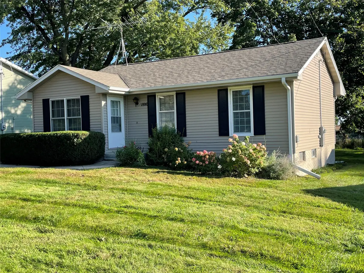 1800 3rd Avenue, Grinnell, IA 50112 - #1