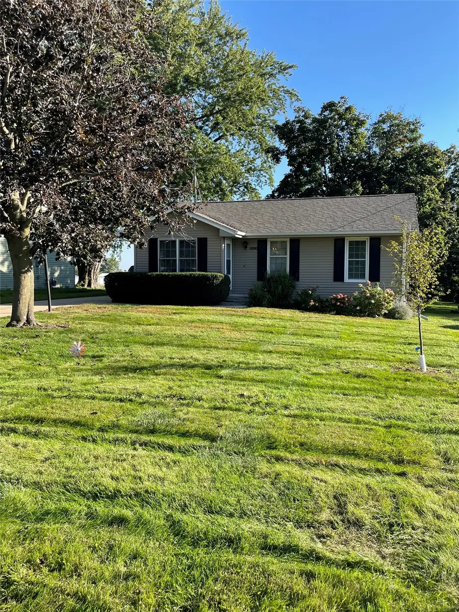 1800 3rd Avenue, Grinnell, IA 50112 - #2