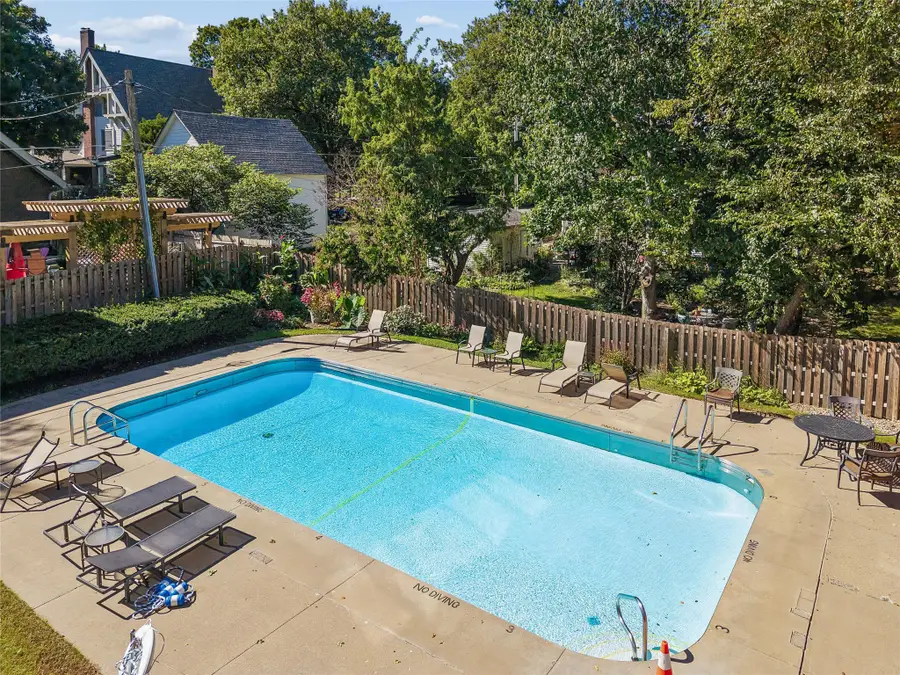 2880 Grand Avenue #406, Des Moines, IA 50312 - #2