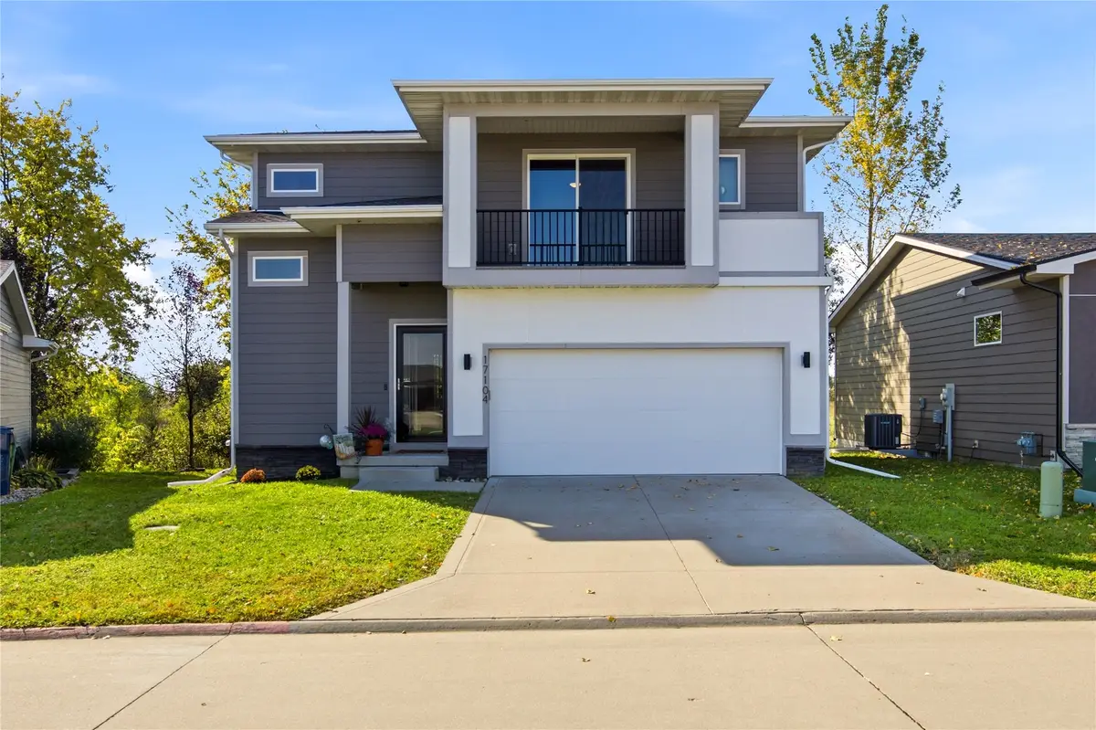 17104 Mistflower Lane, Urbandale, IA 50323 - #1
