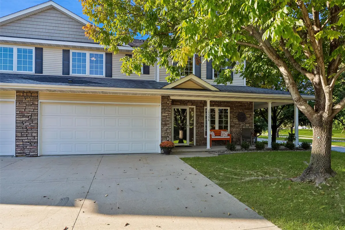 15598 Buena Vista Lane, Clive, IA 50325 - #1