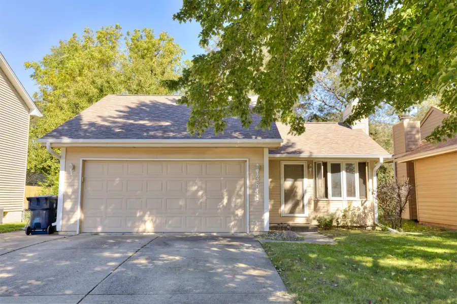 3841 92nd Drive, Urbandale, IA 50322 - #2