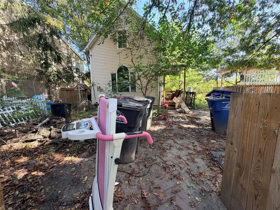 1345 21st Street, Des Moines, IA 50311 - #2