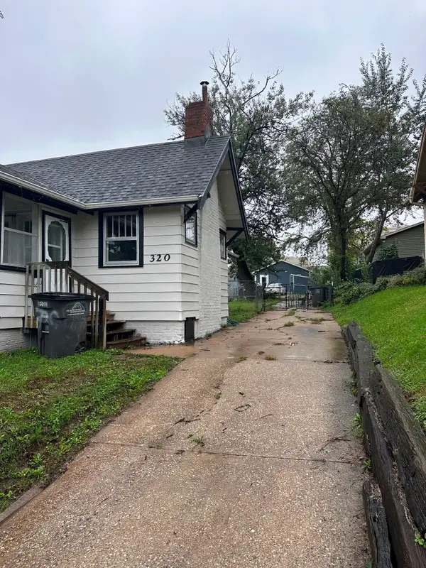 320 Indiana Avenue, Des Moines, IA 50314
