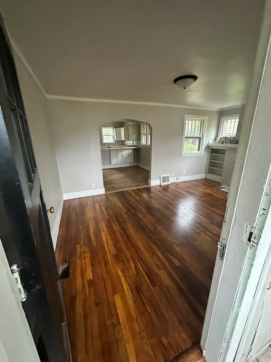 320 Indiana Avenue, Des Moines, IA 50314 - #3