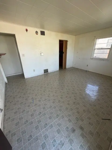 3206 Cornell Street, Des Moines, IA 50313 - #3