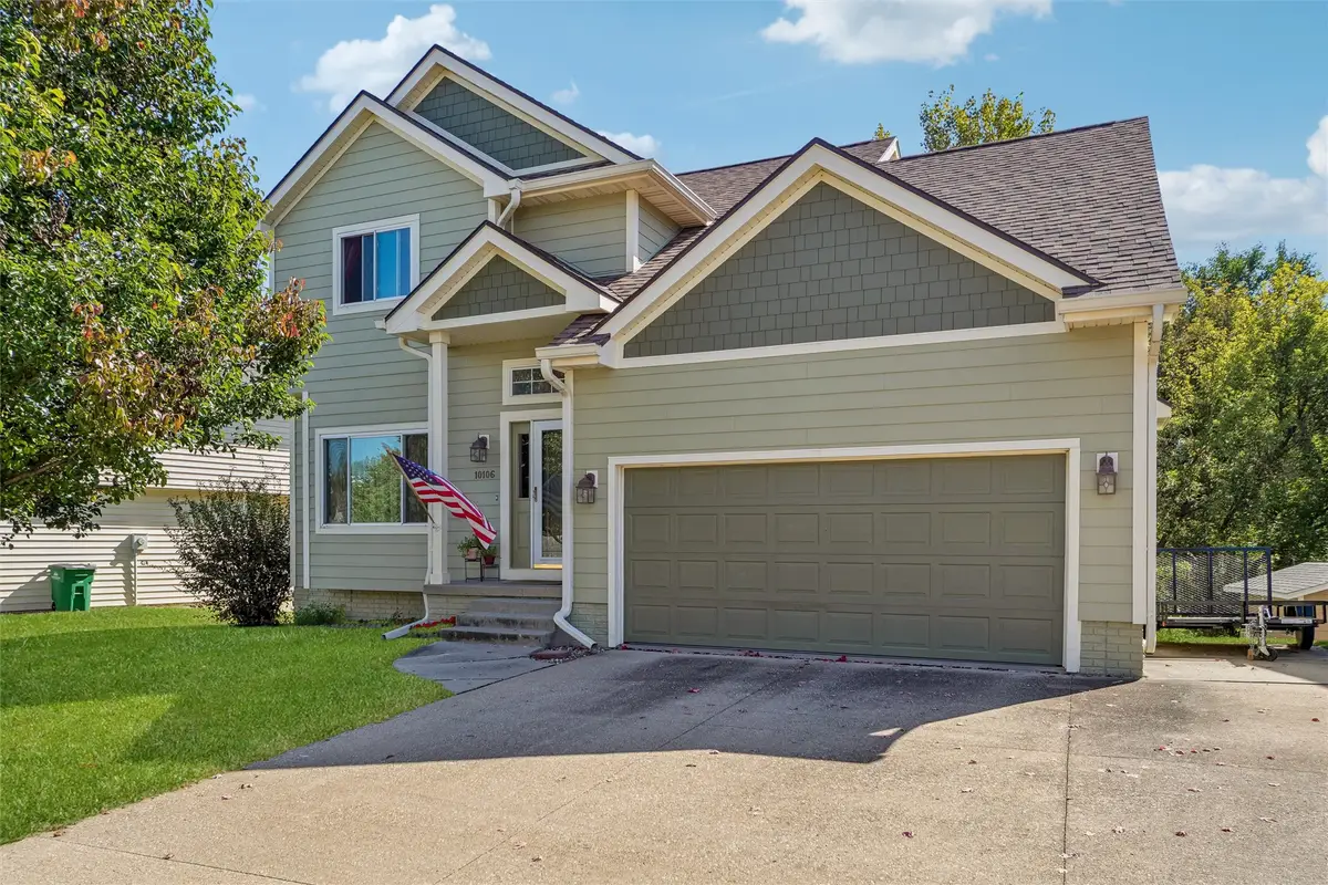 10106 Hickory Lane, Urbandale, IA 50322 - #1