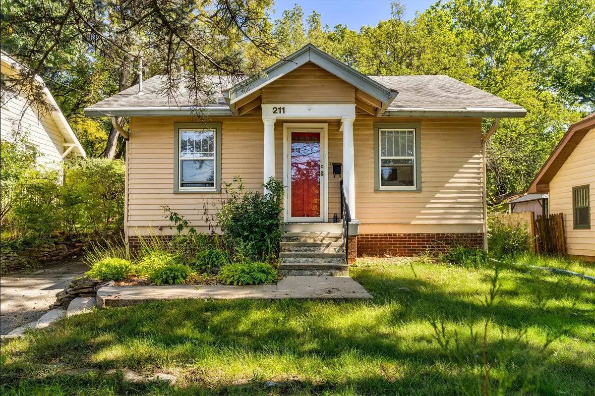 211 58th Street, Des Moines, IA 50312 - #1