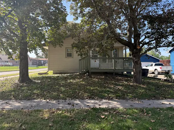 1400 E 18th Street, Des Moines, IA 50316