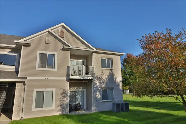 8601 Westown Parkway #5215, West Des Moines, IA 50266