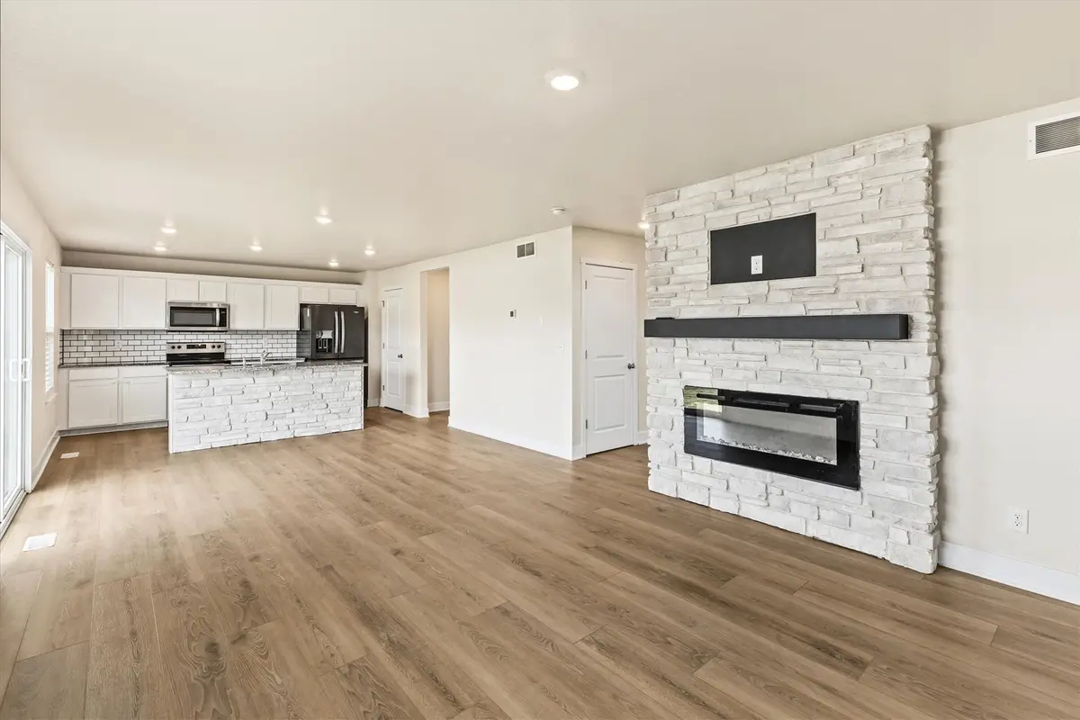 950 Spruce Street, Waukee, IA 50263 - #1