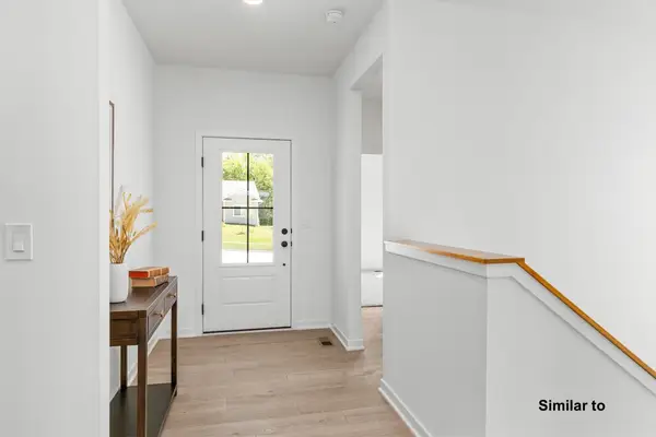 70 NW Rolling Circle, Waukee, IA 50263