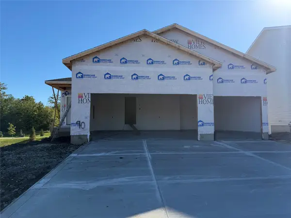 90 NW Rolling Circle, Waukee, IA 50263