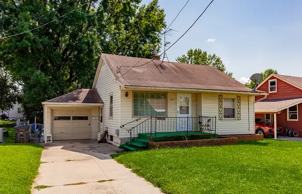 3233 Kinsey Avenue, Des Moines, IA 50317