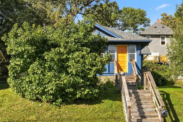 2709 Linden Street, Des Moines, IA 50312