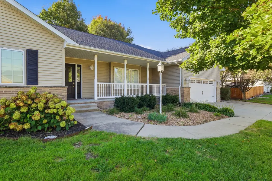 7502 Goodman Drive, Urbandale, IA 50322 - #2