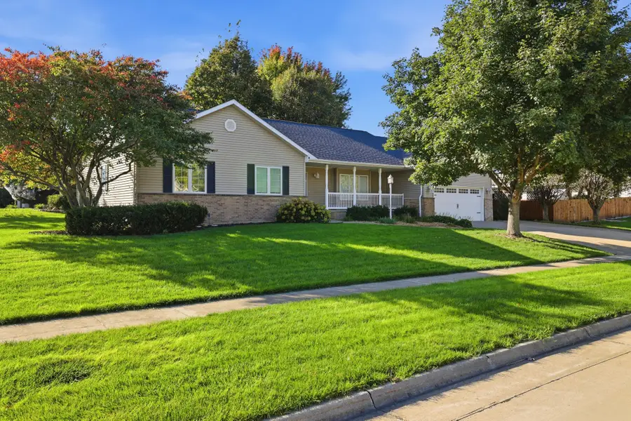 7502 Goodman Drive, Urbandale, IA 50322 - #3