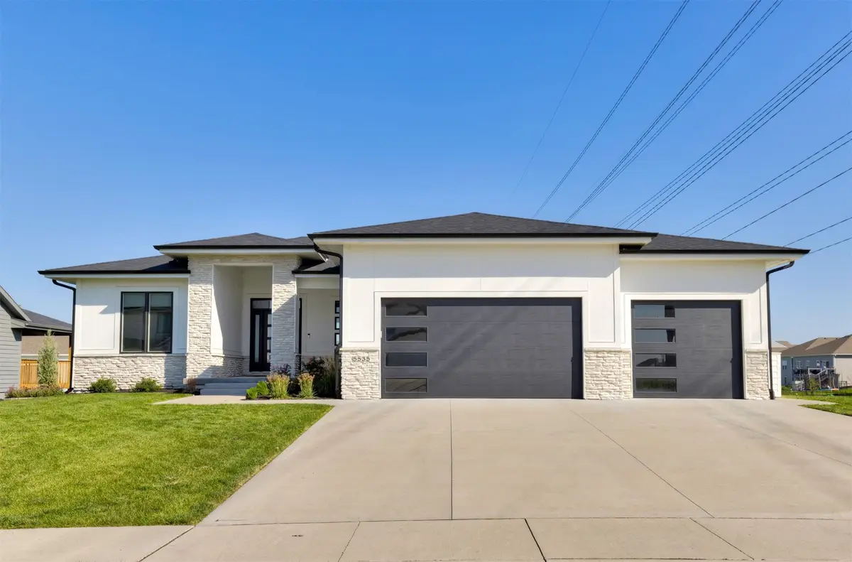 5535 147th Street, Urbandale, IA 50111 - #1