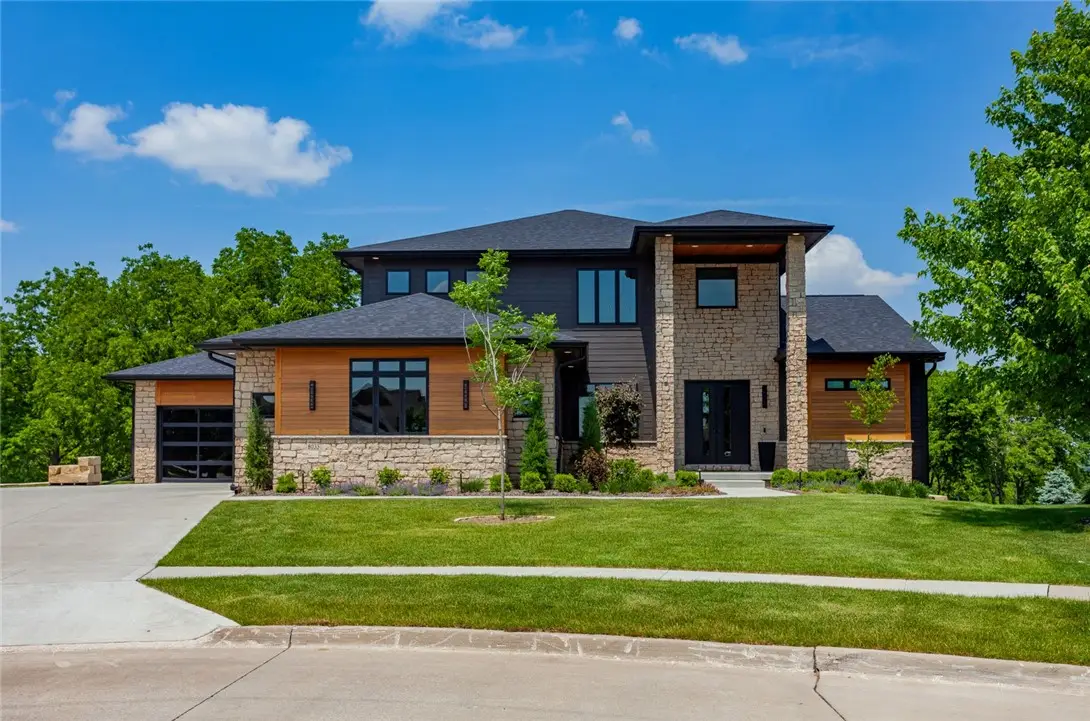8033 NW 104th Court, Johnston, IA 50131 - #1