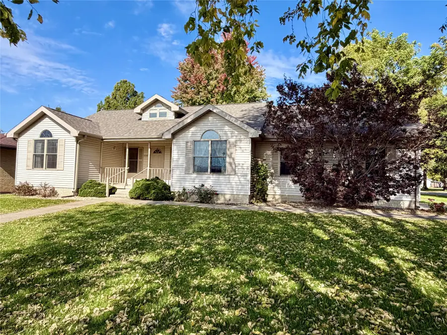 306 E Jefferson Street, Prairie City, IA 50228 - #2