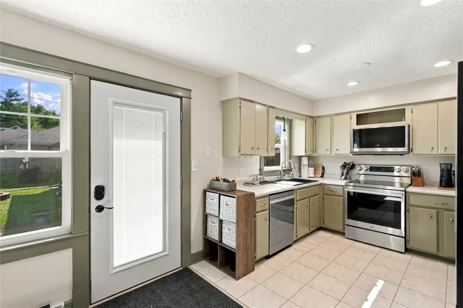 417 NE 6th Street, Ankeny, IA 50021 - #3