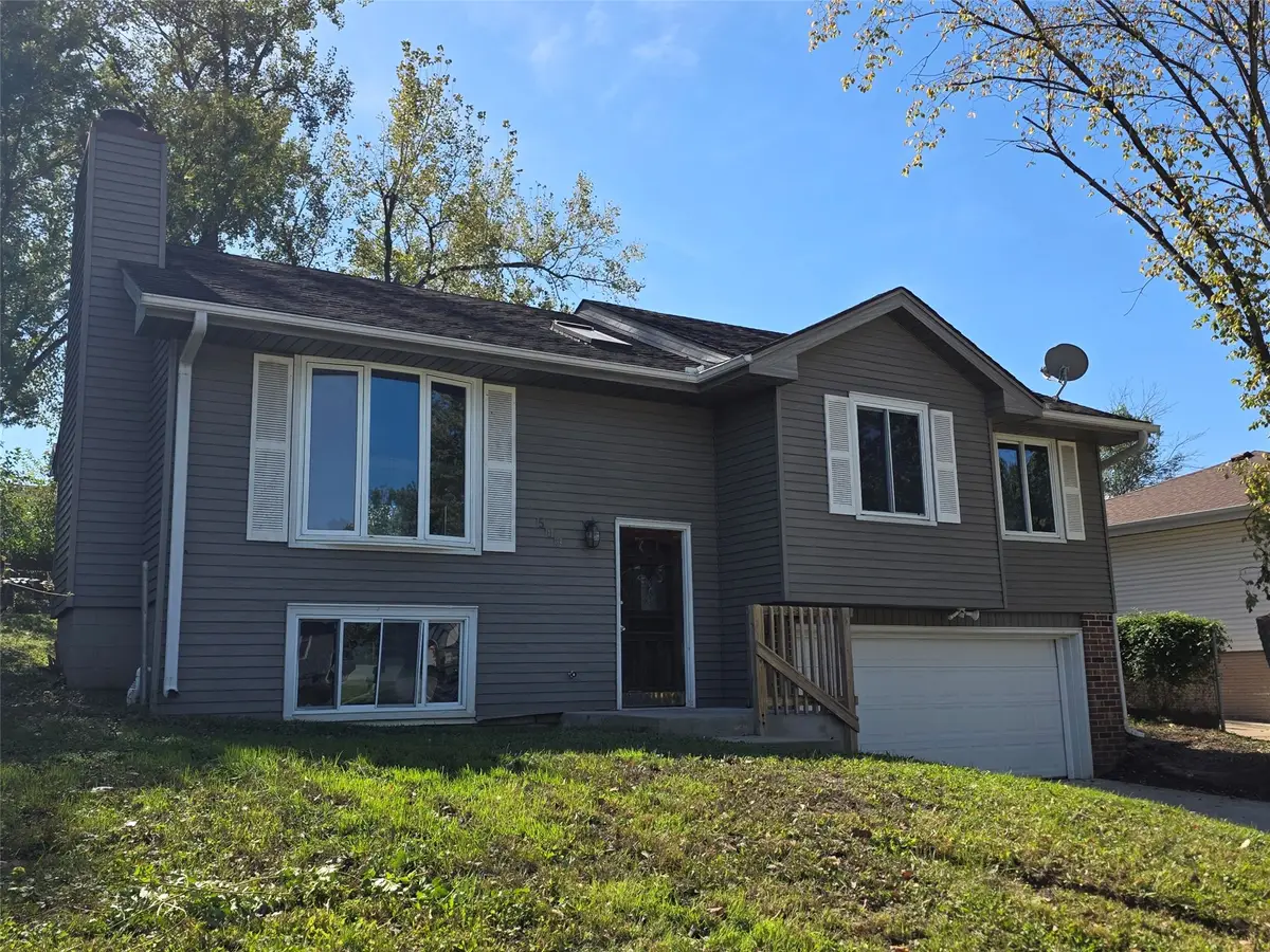 509 E Hackley Avenue, Des Moines, IA 50315 - #1