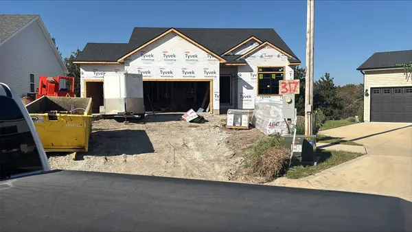 317 Maple Point, Winterset, IA 50273