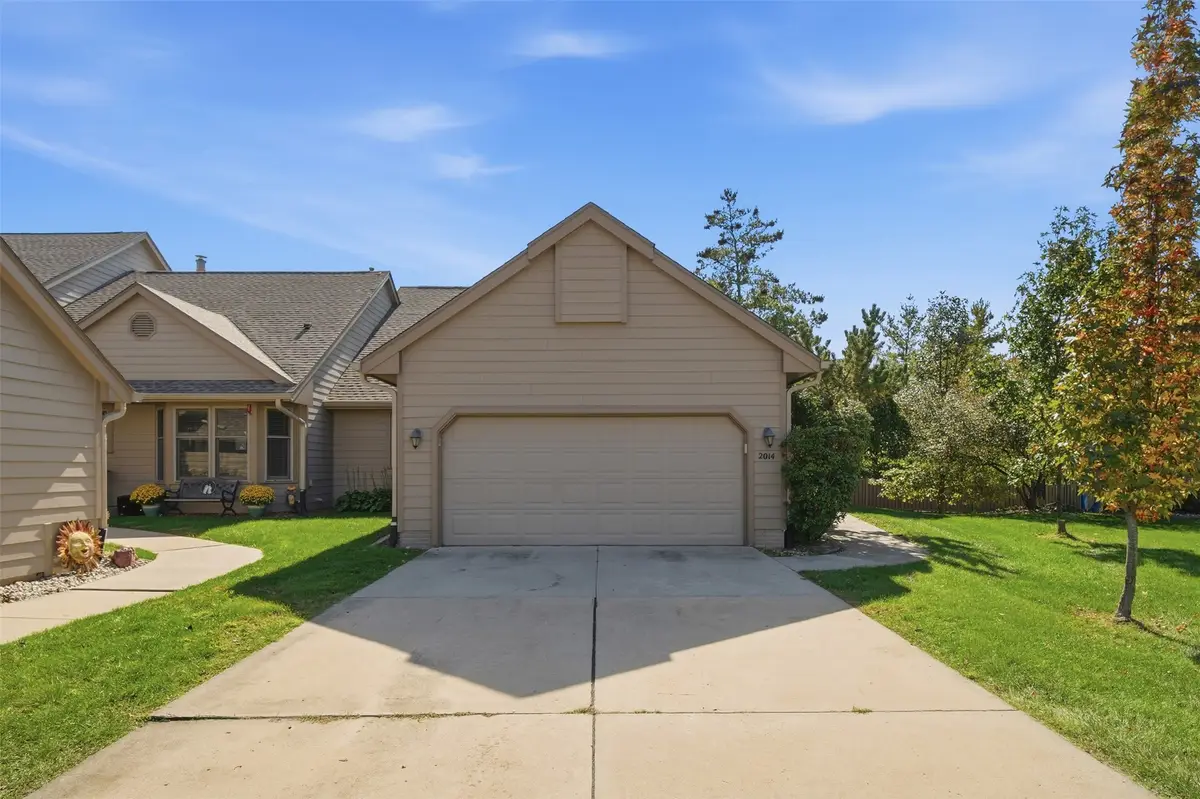 2014 Maple Circle, West Des Moines, IA 50265 - #1